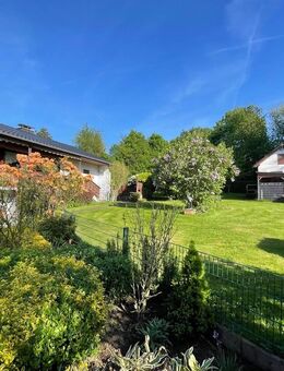 Im Grünen zu Hause: freistehendes Einfamilienhaus mit Traumgrundstück und unverbautem Blick - Haan