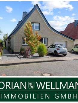 Cuxhaven - Döse l Attraktives Mehrfamilienhaus mit drei Wohneinheiten und schönem Grundstück - Cuxhaven