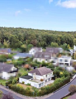 Geräumiges Zwei-Familien-Haus mit großem Garten in ruhiger Toplage in Rodenbach! - Rodenbach (Hessen)