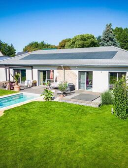 Das perfekte Zuhause - großzügiger Bungalow mit Pool, Sauna & Sonnenterrasse - Magdeburg