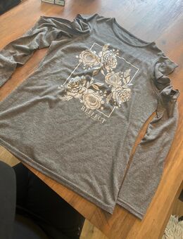 Schulterfreier Pullover - Schnaittenbach