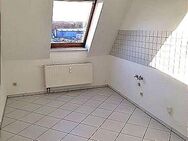 helle 2-Raum-Dachgeschosswohnung zum Wohlfühlen - Zwickau