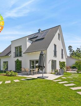 Platz, Komfort und Energieeffizienz -Neuwertiges Einfamilienhaus in attraktiver Lage von Poxdorf - Poxdorf (Bayern)