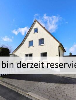 ==Charmantes Einfamilienhaus mit PV-Anlage in Lage== - Lage (Nordrhein-Westfalen)