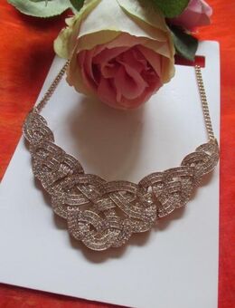 NEU und ungetragen * Glitzer * Swarovski * Strass * Kristalle * Statement * Latz * KETTE * gold * - Riedlingen Zentrum