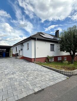 Großzügiger Bungalow in ruhiger Ortsrandlage mit Weitblick - ideal für Familien - Gilserberg