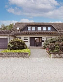 Großzügiges Zweifamilienhaus in exklusiver Waldlage von Lohne - Lohne (Oldenburg)