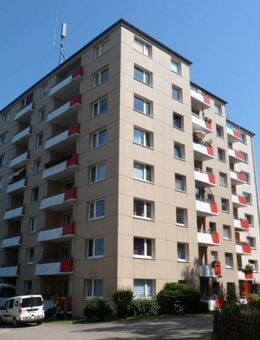 Helle 2-Zimmer-Wohnung mit sonnigem Balkon - Buxtehude