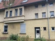 Reihenhaus Haus mit viel Potenzial und eigenem Garten mitten in Wedau provisionsfrei - Duisburg