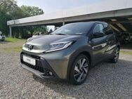 Toyota Aygo, X, Jahr 2022 - Emmendingen