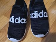 Kinder Sportschuhe Adidas Gr.24,neuwertig - Unna