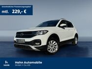 VW T-Cross, 1.0 TSI Life, Jahr 2021 - Esslingen (Neckar)