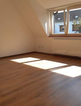 4 Zi-Obergeschosswohnung mit eigenem Gartenanteil - Wolfratshausen