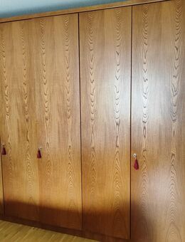 Kleiderschrank 5 Türig - Tübingen