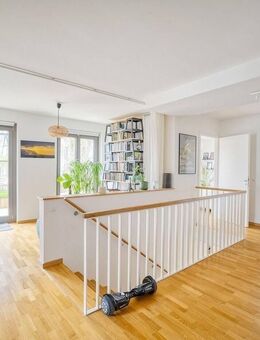 IMMOBERLIN.DE - Toplage! Faszinierende Wohnung mit Loggia, Süd- und Westterrasse im Victoria Quartier - Berlin
