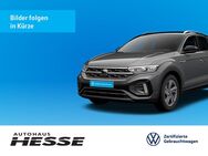 VW Golf Variant, 1.5 VIII eTSI Life, Jahr 2023 - Sottrum