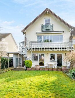 Gepflegtes Zweifamilienhaus- ideal für die große Familie. - Bergisch Gladbach