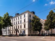 BESTLAGE WALDSTRAßENVIERTEL // Sonnige Etagenwohnung mit 2 Zimmern, Parkett & Einbauküche - Leipzig