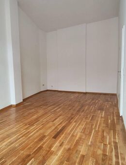 Helle 3,5 -Zimmer-Wohnung mit Balkon in Erfurt - Erfurt