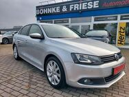 VW Jetta VI DSG Highline Xenon Leder Sportsitze Nav - Leipzig