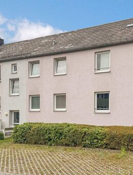 Großzügige 3-Zimmer-Wohnung in Röslau - perfekt für Familien oder renditestarke Kapitalanlage - Röslau