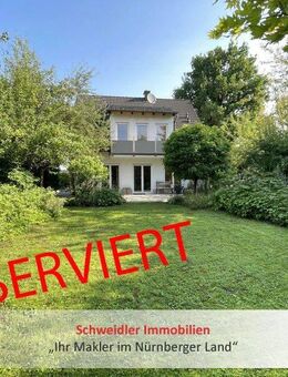 Immer ein Blick ins Grüne: Modernes Einfamilienhaus (Bj. 2005) mit herrlichem Garten in ruhiger Lage von Ottensoos - Ottensoos