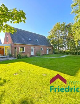 Ihr Rückzugsort an der Nordsee - Einfamilienhaus auf weitläufigem Grundstück in Alleinlage - Rodenäs