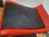 Köln: Bett zu verschenken! Futon-Space Art in rotem Kunstlederrahmen. - Köln