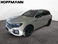 VW Touareg, R-Line Black Style Vollau Sechura Beige, Jahr 2023 - Pößneck