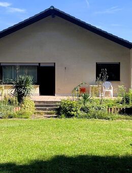 Hanau-Steinheim, geräumiges 1-Fam.-Haus mit Garage + tollem Grundstück in ruhiger Bestlage, 560.000 - Hanau (Brüder-Grimm-Stadt)