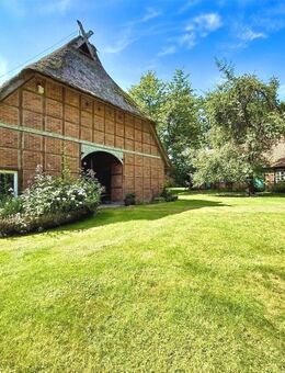 Stilvoller Resthof - mit Pferdehaltung, Gästehaus, großen Nebengebäuden und vielfältigen Nutzungsmöglichkeiten - Bienenbüttel