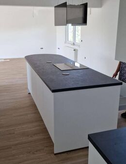 Geräumige 3 Zimmer-Wohnung mit Balkon und Einbauküche - Erlensee