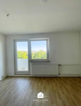 Helle 3-Raum-Wohnung mit Balkon - Gera