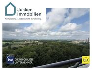 Hoch hinaus: Stilvolle 3-Zimmer-Wohnung im 18. OG mit Weitblick - Stuttgart