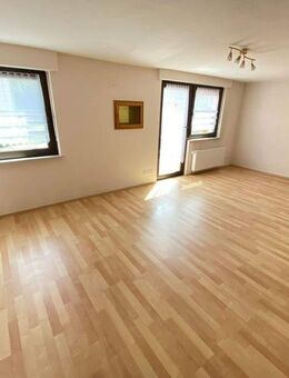 Helle 2-ZKB-Wohnung mit Terrasse in Dernbach - Dernbach (Westerwald)