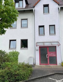 Sonnige 2-Zimmer-Eigentumswohnung mit Balkon in gepflegter Wohnanlage - Baiersdorf