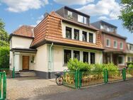 Eindrucksvolles 3-Fam-Haus mit ca.253 m² Gesamtfläche und direktem Ausblick auf Schlosspark Benrath - Düsseldorf