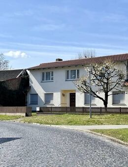 Idyllisches Einfamilienhaus mit Stall und großem Garten - Diesdorf