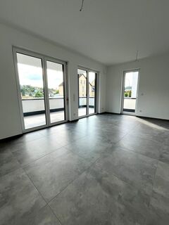 Wasserbilligerbrück: Neuer Preis + Grenznahes Wohnen im repräsentativen Neubau + Barrierefreie WE01 mit 80,55 m² Wfl. und großer Terrasse + KfW-55-EE