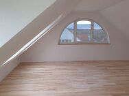 Tolle-renovierte 3-Raum-Dach.Maisonette (ca.81qm) + schöner Balkon - Frankenberg (Sachsen)