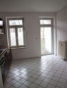 Großer Balkon - EBK*** - Tageslichtbad / frei ab dem 1.1.206 - Chemnitz