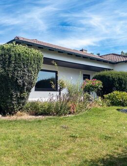 Gepflegter Bungalow mit großem Garten | Großes Ausbaupotenzial | Ruhige Siedlungslage - Winhöring