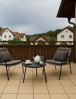 Sehr helle 2-Zimmerwohnung mit sonnigem Balkon in herrlicher Aussichtslage - Filderstadt