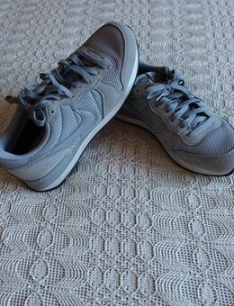 Sneaker, NIKE INTERNATIONALIST, Gr. 40, grau - Hamburg
