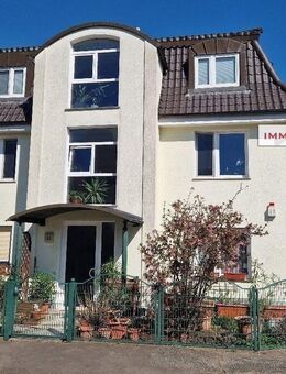 IMMOBERLIN.DE - Top-Investment: Großzügige Wohnung mit Balkon in Ruhelage - Berlin