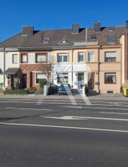 Klein & fein! Charmantes Traumhaus für junge Familien, mit Einbauküche und Stellplatz in Eschweiler! - Eschweiler