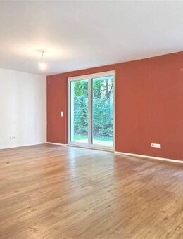 Neuwertige 4-Zimmer Erdgeschosswohnung mit Terrasse - Ehingen (Donau)