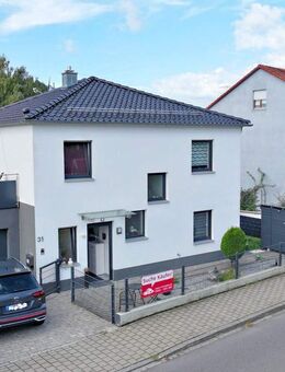 Familienfreundliches Einfamilienhaus mit Wintergarten im Herzen von Deining - Deining