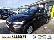 Dacia Sandero, Stepway Expression TCe 90, Jahr 2022 - Brandenburg (Havel)