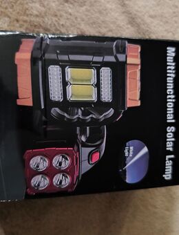 Neu 4 LED Solar Tragbare Leuchte - Berlin